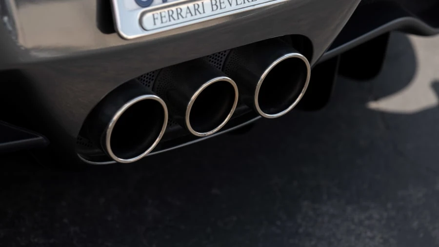 2010 Ferrari 458 Italia - Image 26 of 31