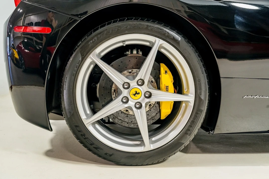 2010 Ferrari 458 Italia - Image 15 of 31