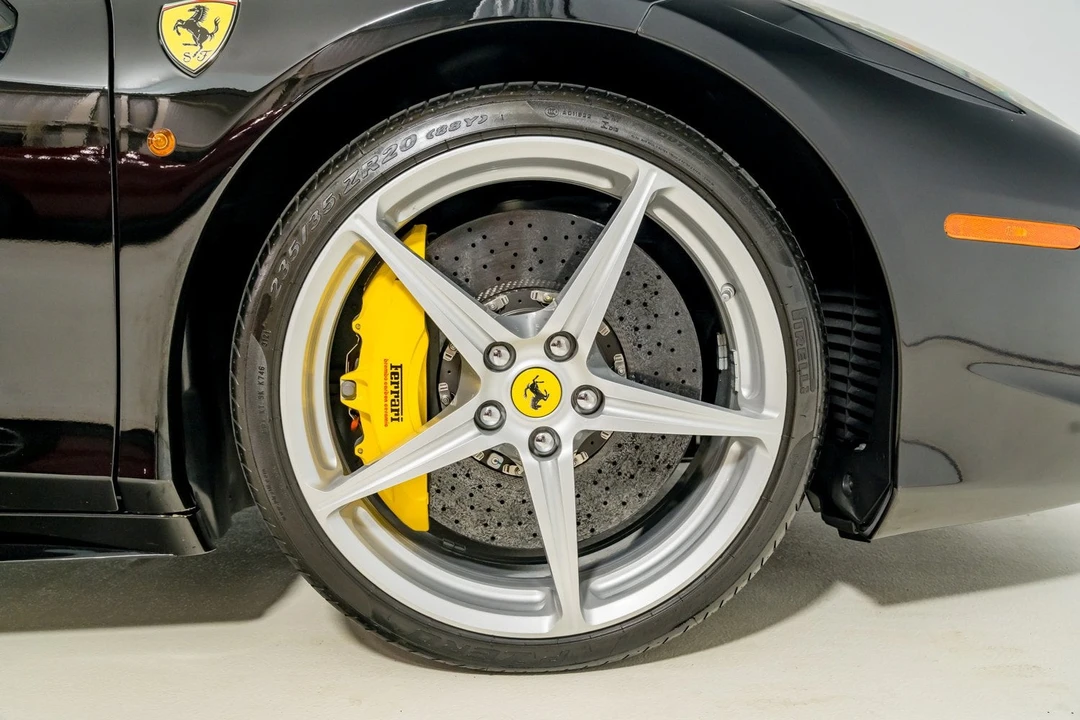 2010 Ferrari 458 Italia - Image 14 of 31