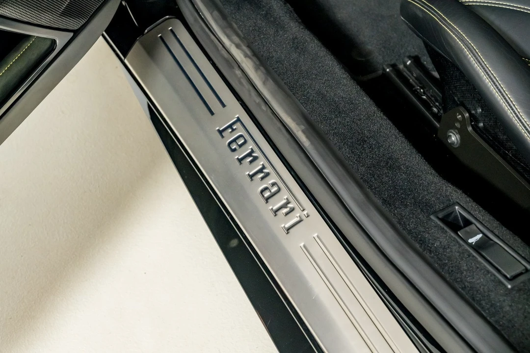 2010 Ferrari 458 Italia - Image 23 of 31