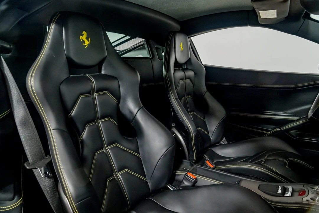 2010 Ferrari 458 Italia - Image 30 of 31