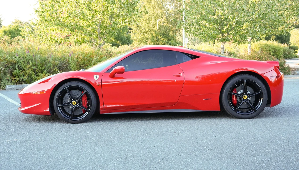 2010 Ferrari 458 Italia - Image 5 of 31