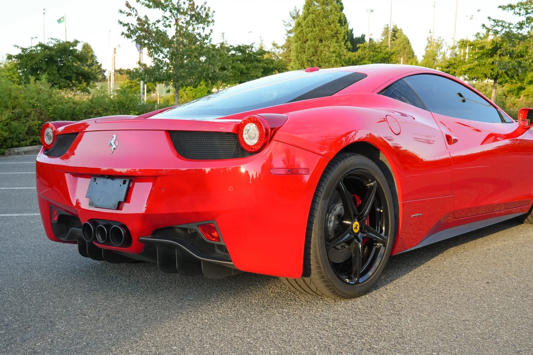 2010 Ferrari 458 Italia - Image 28 of 31