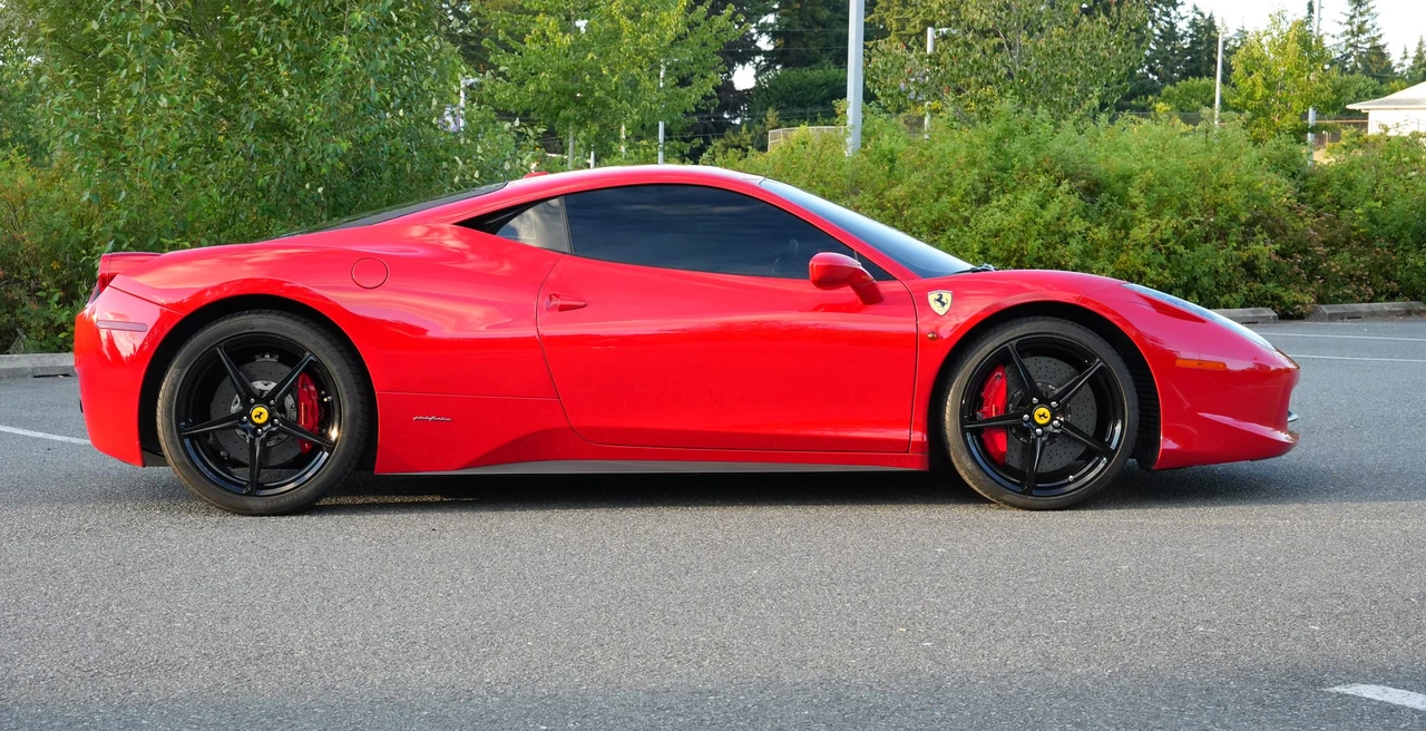 2010 Ferrari 458 Italia - Image 29 of 31
