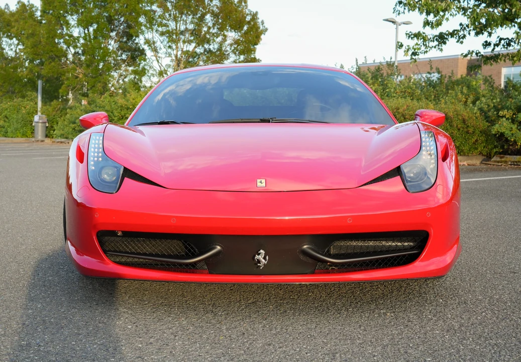 2010 Ferrari 458 Italia - Image 15 of 31