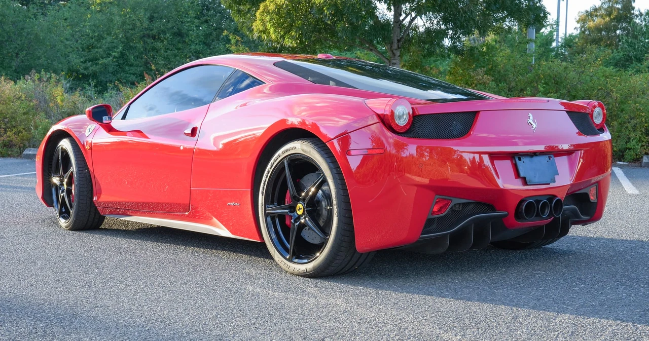 2010 Ferrari 458 Italia - Image 24 of 31