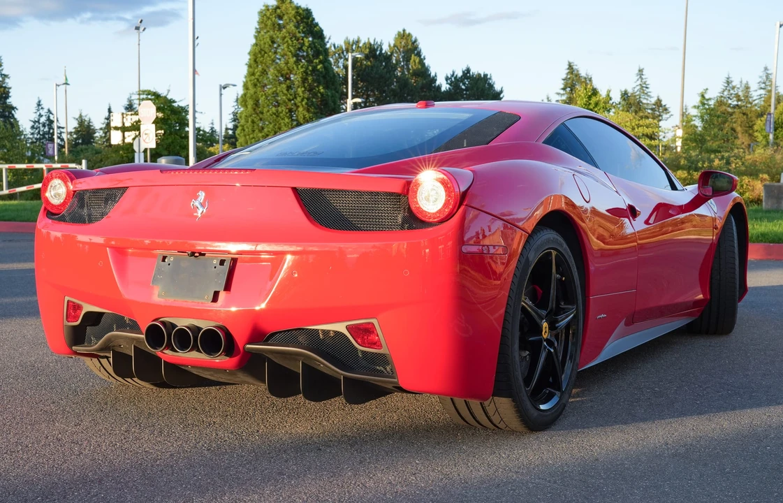 2010 Ferrari 458 Italia - Image 27 of 31