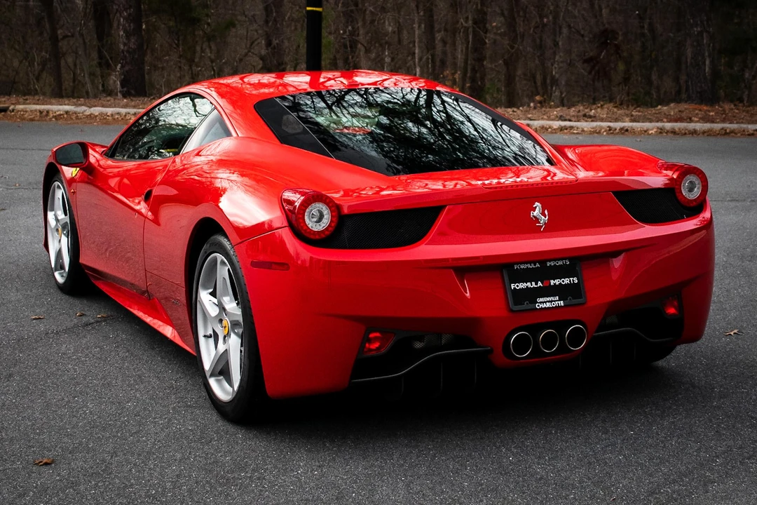 2010 Ferrari 458 Italia - Image 9 of 18