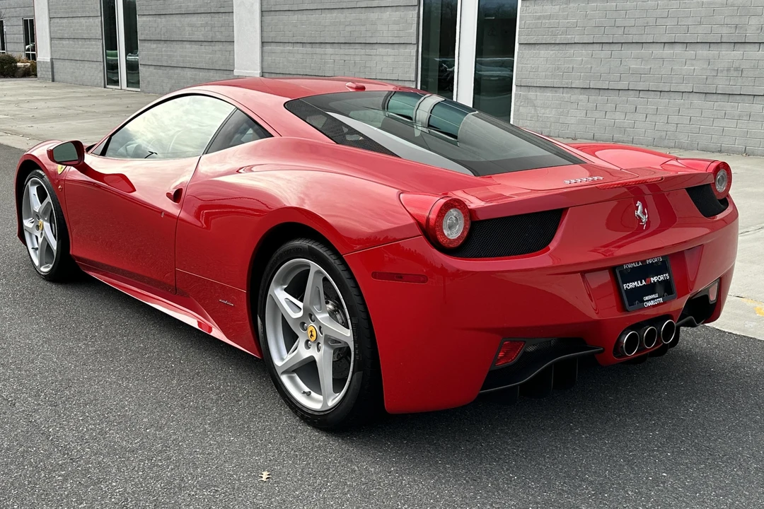2010 Ferrari 458 Italia - Image 4 of 18