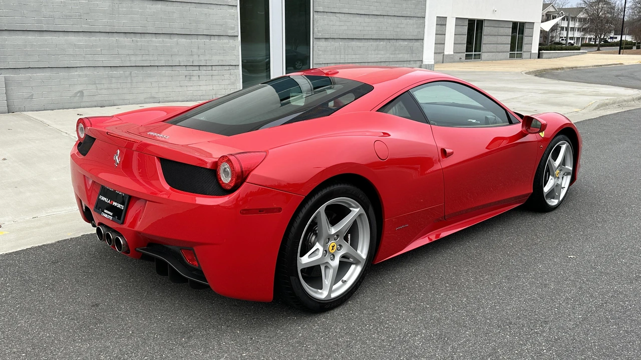 2010 Ferrari 458 Italia - Image 11 of 18
