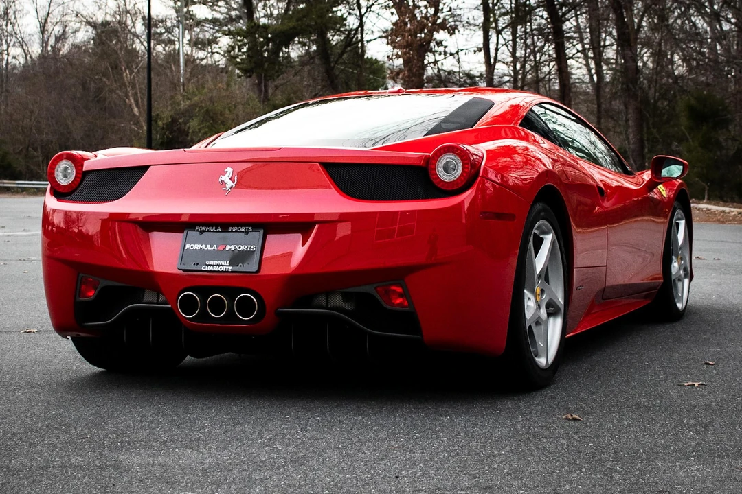 2010 Ferrari 458 Italia - Image 10 of 18