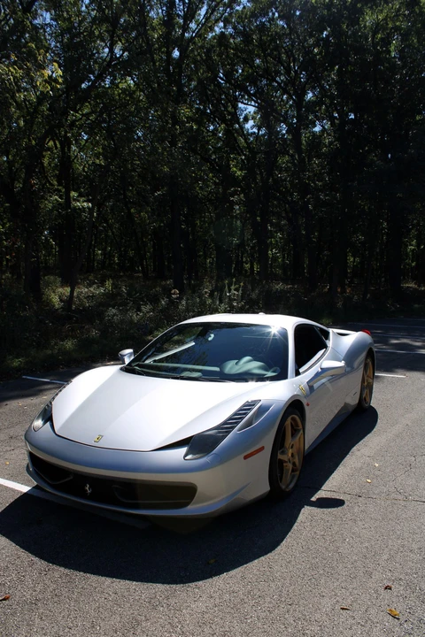 2010 Ferrari 458 Italia - Image 14 of 31