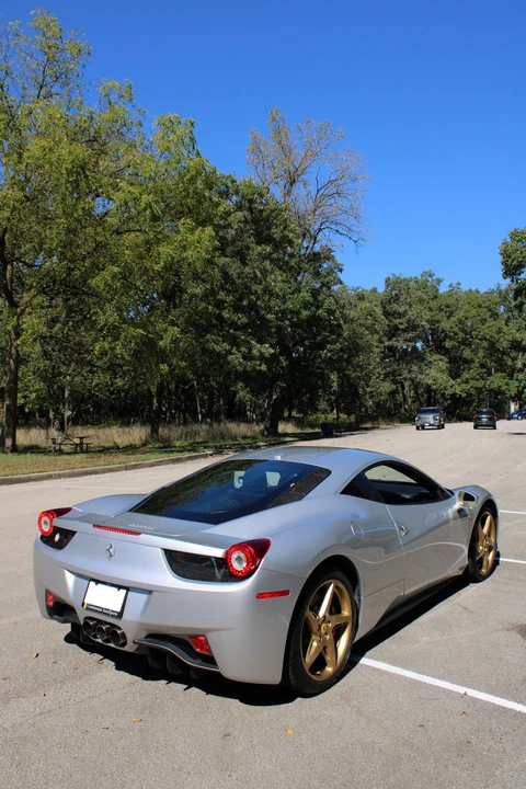 2010 Ferrari 458 Italia - Image 18 of 31
