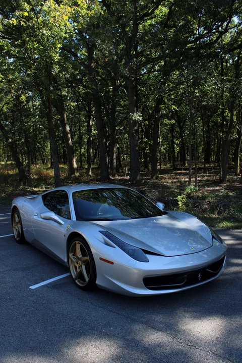 2010 Ferrari 458 Italia - Image 4 of 31