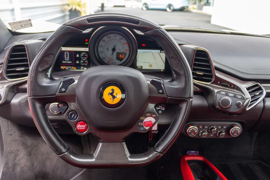 2010 Ferrari 458 Italia - Image 11 of 18