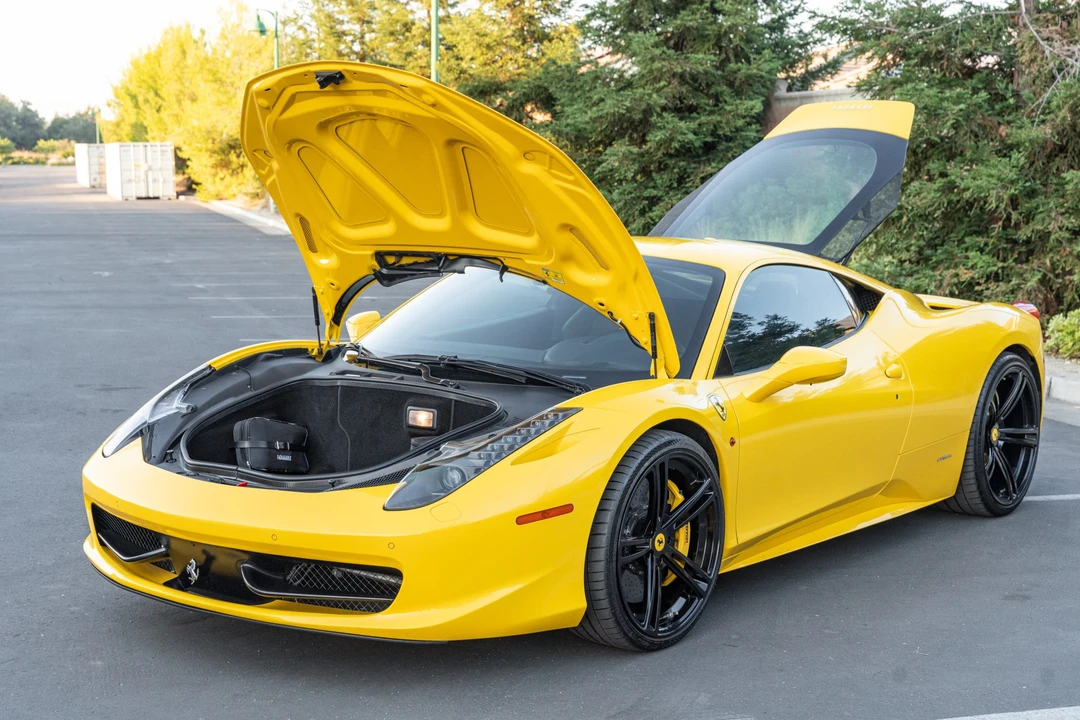 2010 Ferrari 458 Italia - Image 14 of 31