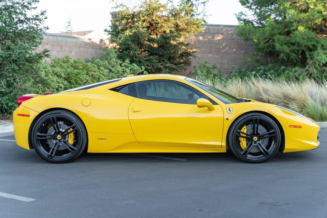 2010 Ferrari 458 Italia - Image 6 of 31