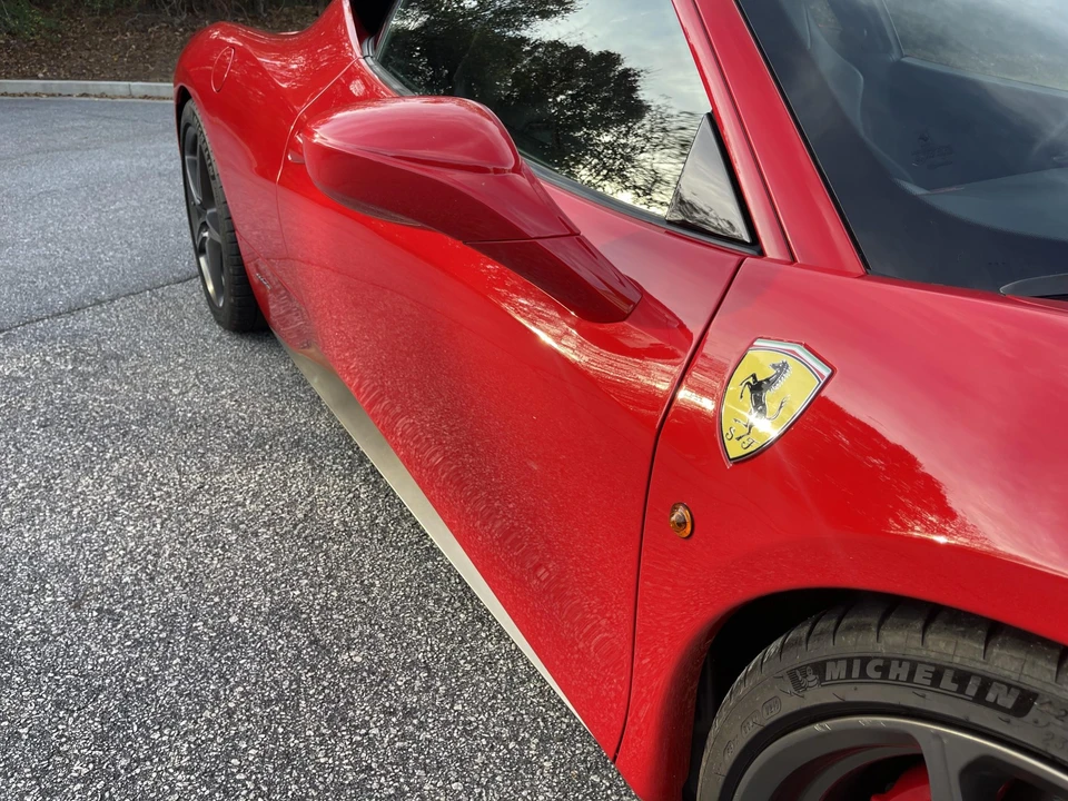 2010 Ferrari 458 Italia - Image 24 of 31