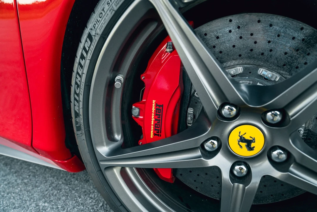 2010 Ferrari 458 Italia - Image 29 of 31