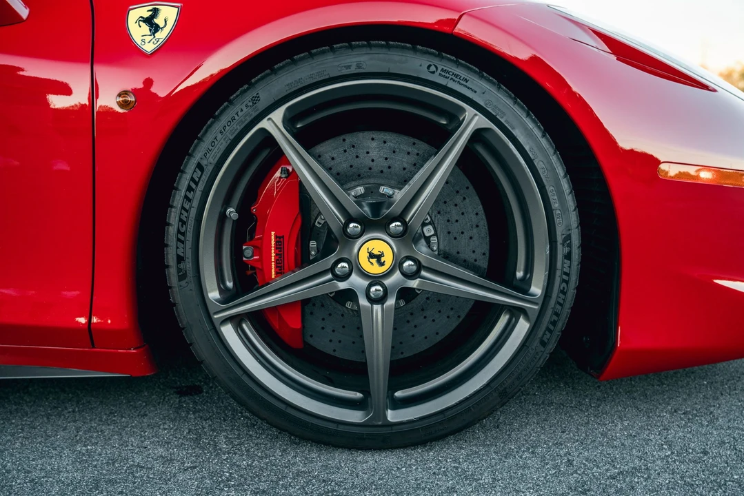 2010 Ferrari 458 Italia - Image 26 of 31