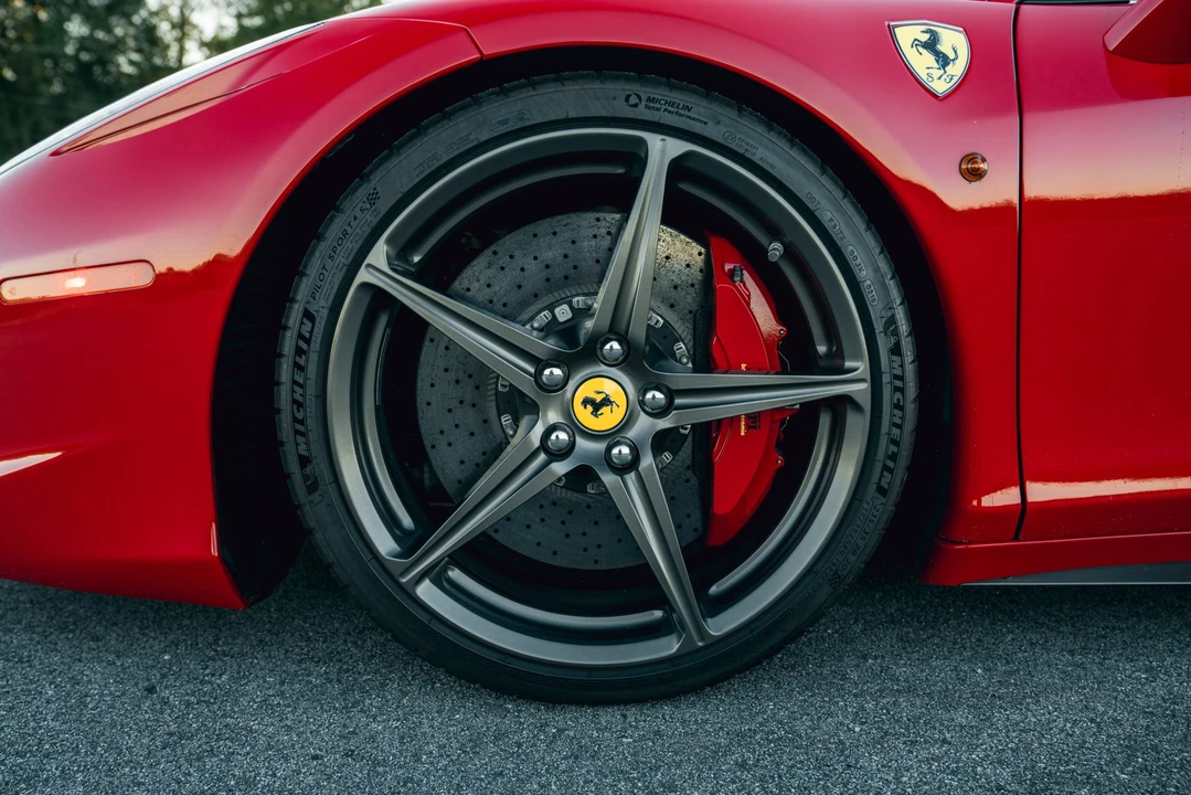 2010 Ferrari 458 Italia - Image 27 of 31