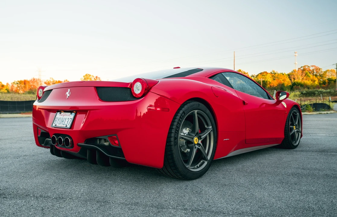 2010 Ferrari 458 Italia - Image 9 of 31
