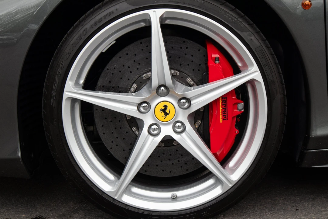 2010 Ferrari 458 Italia - Image 11 of 16