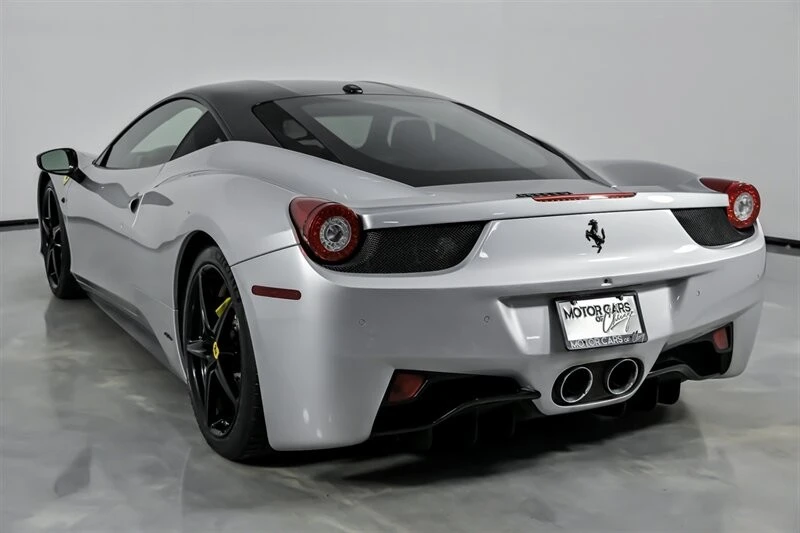 2010 Ferrari 458 Italia - Image 10 of 21