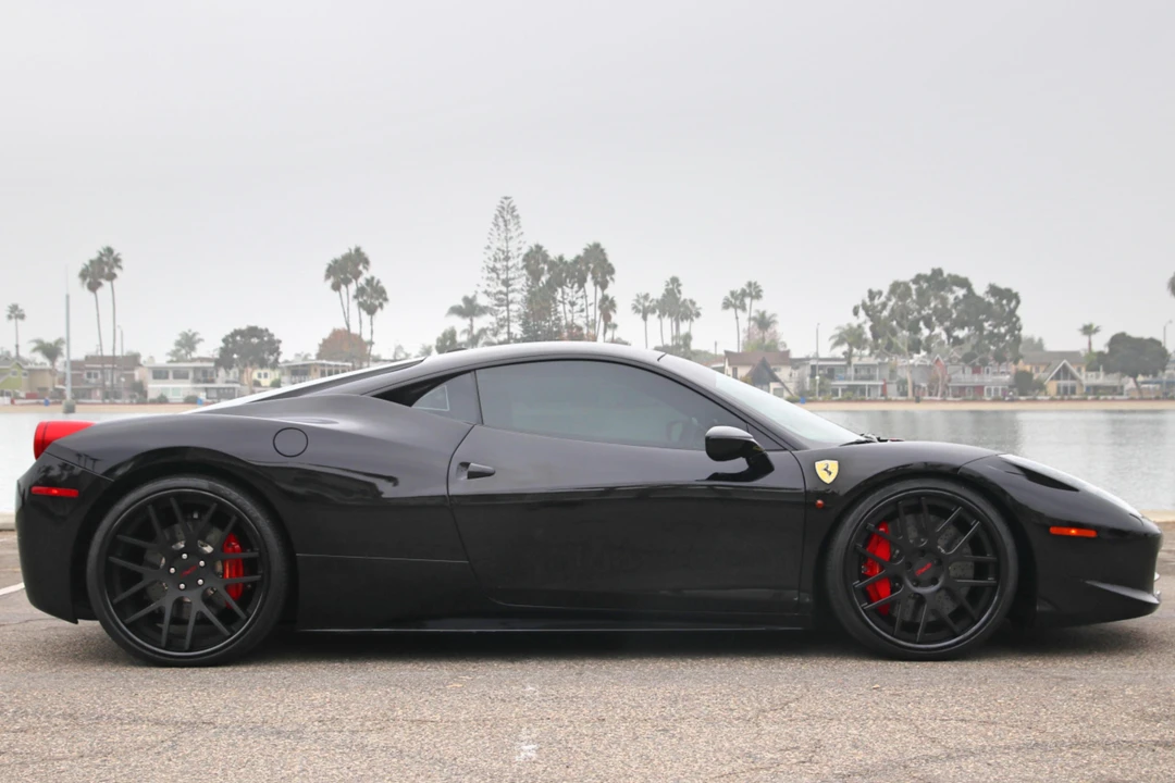 2010 Ferrari 458 Italia - Image 3 of 31