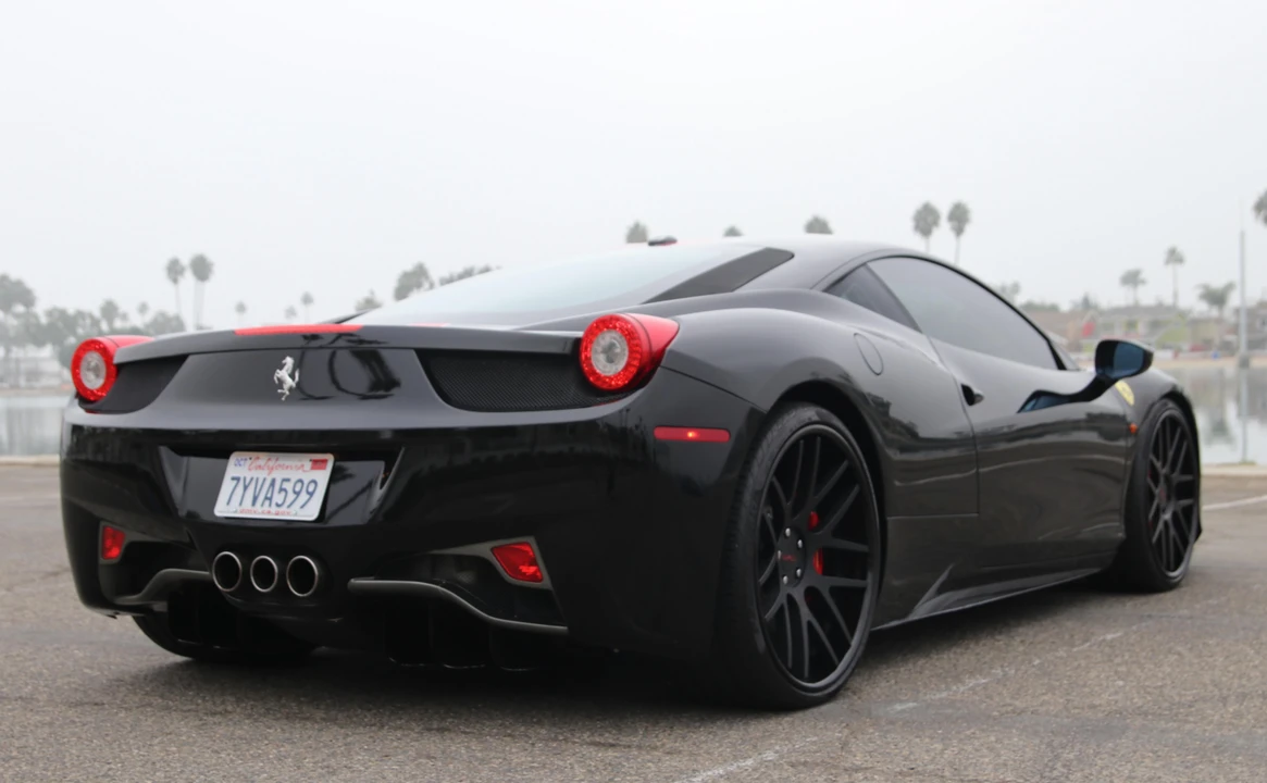 2010 Ferrari 458 Italia - Image 26 of 31