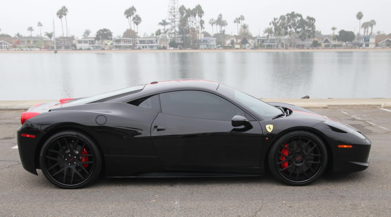2010 Ferrari 458 Italia - Image 30 of 31