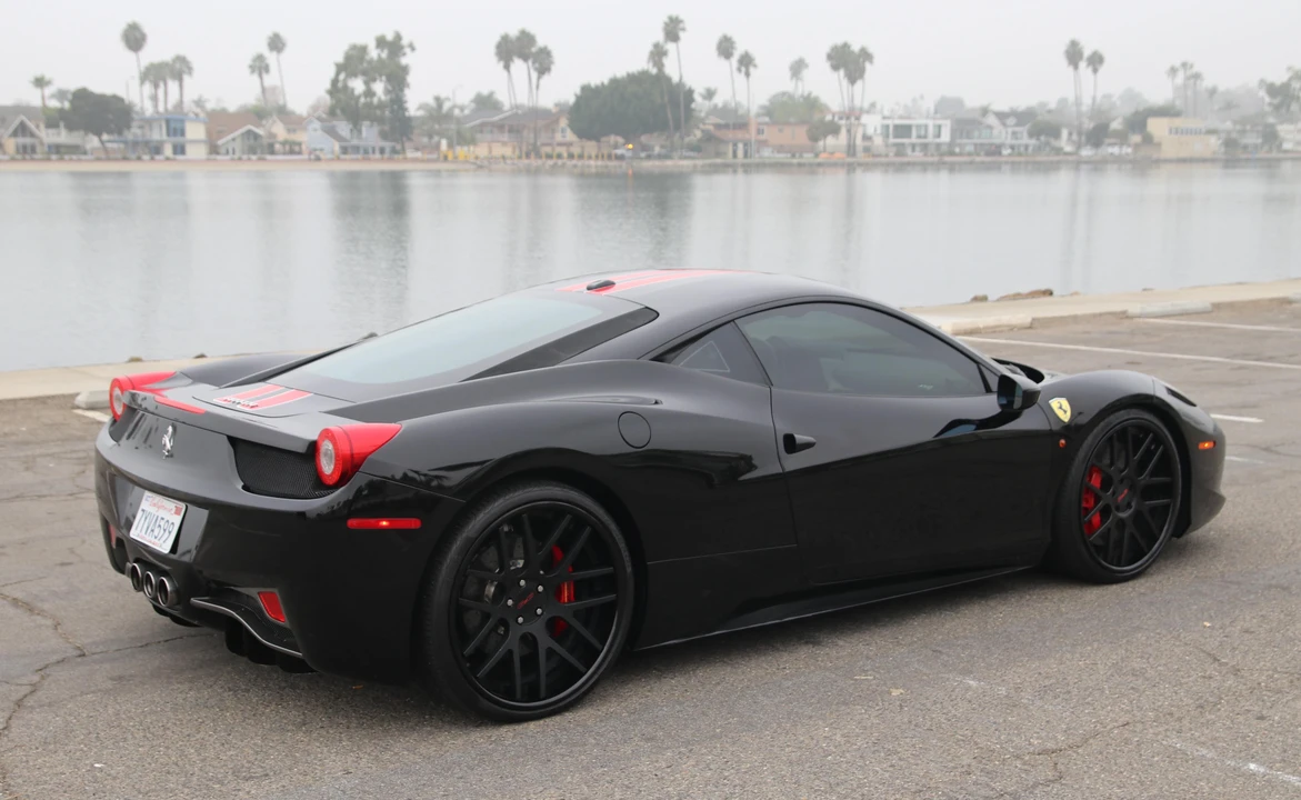 2010 Ferrari 458 Italia - Image 28 of 31