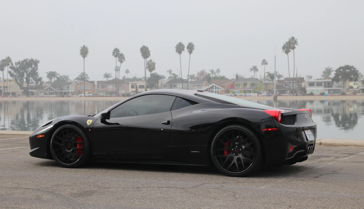2010 Ferrari 458 Italia - Image 16 of 31