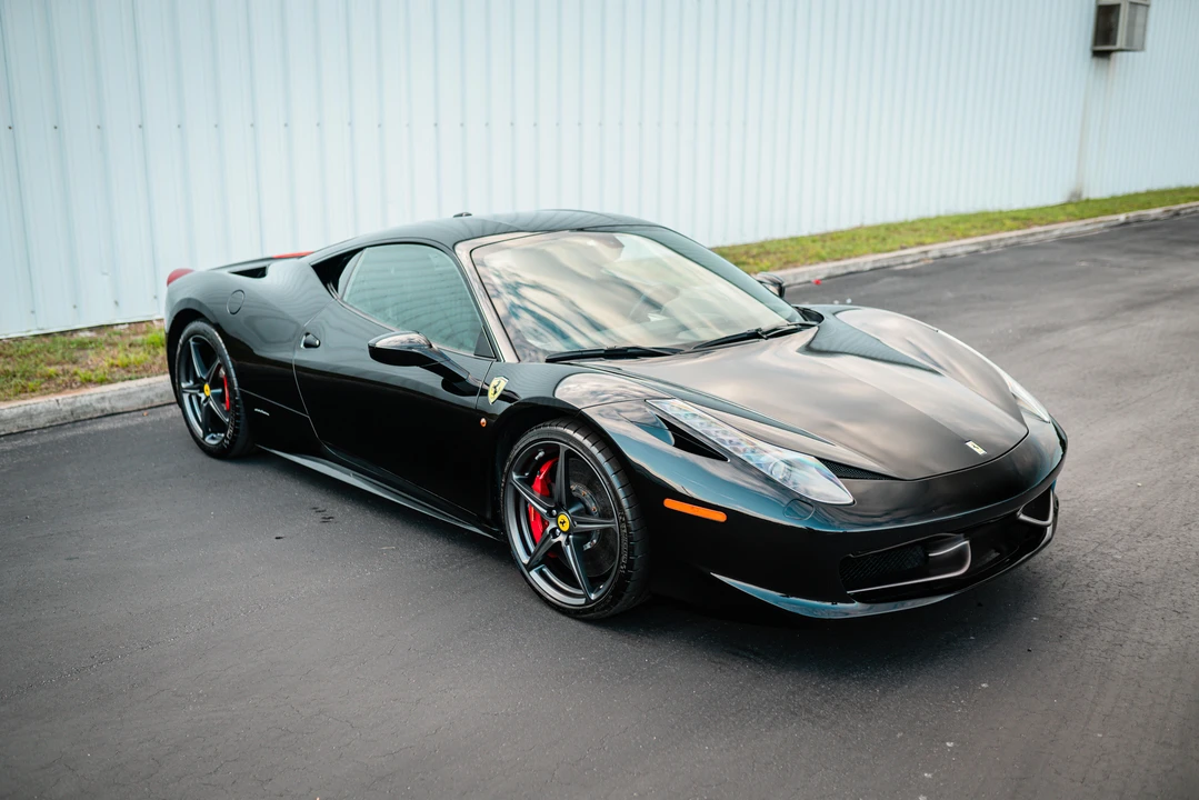 2010 Ferrari 458 Italia - Image 24 of 31