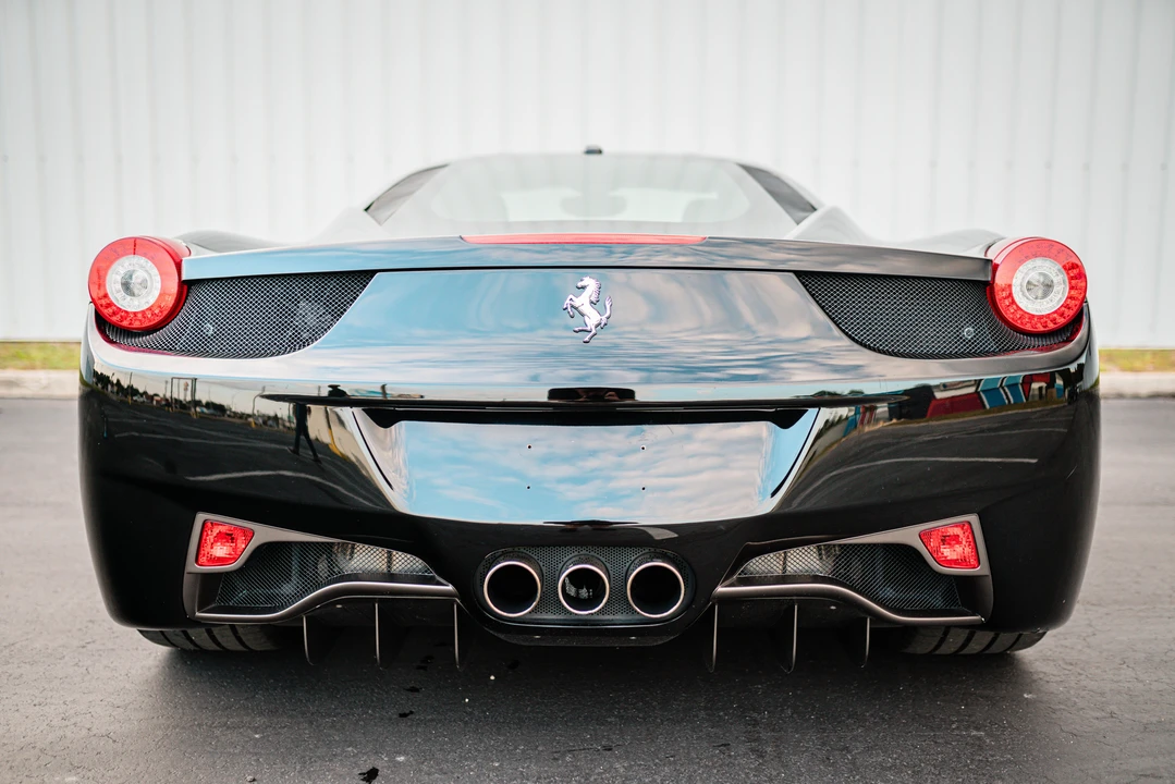 2010 Ferrari 458 Italia - Image 20 of 31