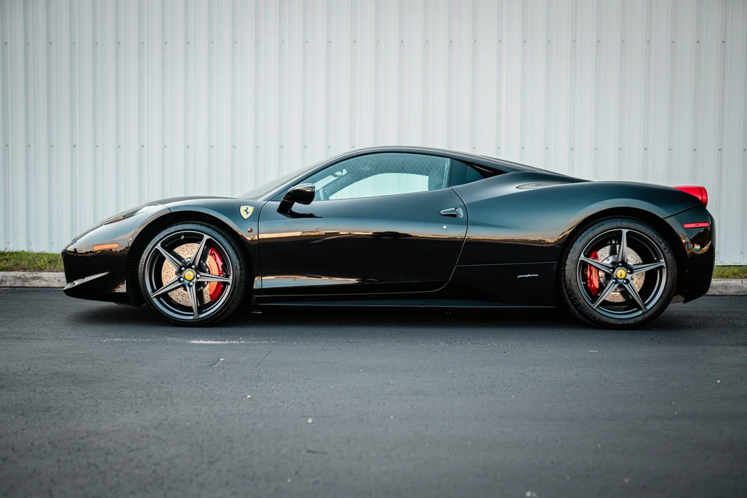 2010 Ferrari 458 Italia - Image 14 of 31