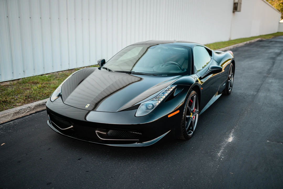 2010 Ferrari 458 Italia - Image 9 of 31
