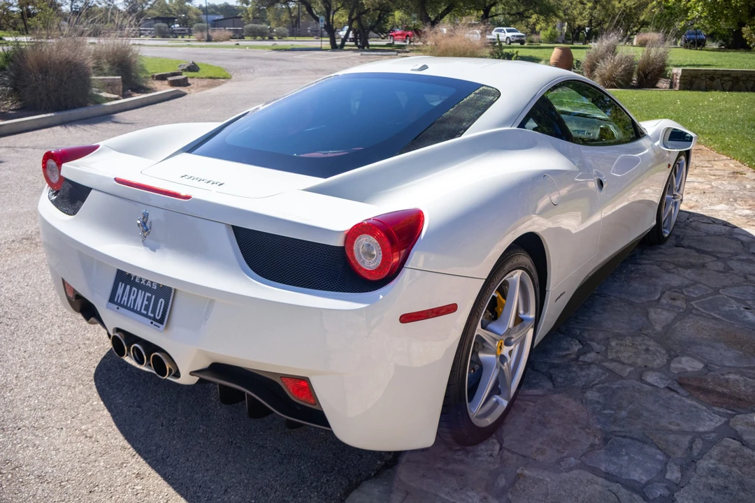 2010 Ferrari 458 Italia - Image 7 of 31