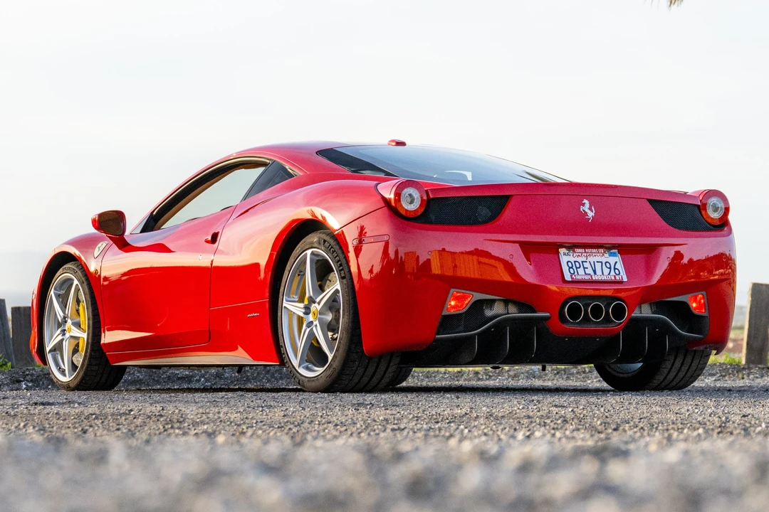2010 Ferrari 458 Italia - Image 11 of 31