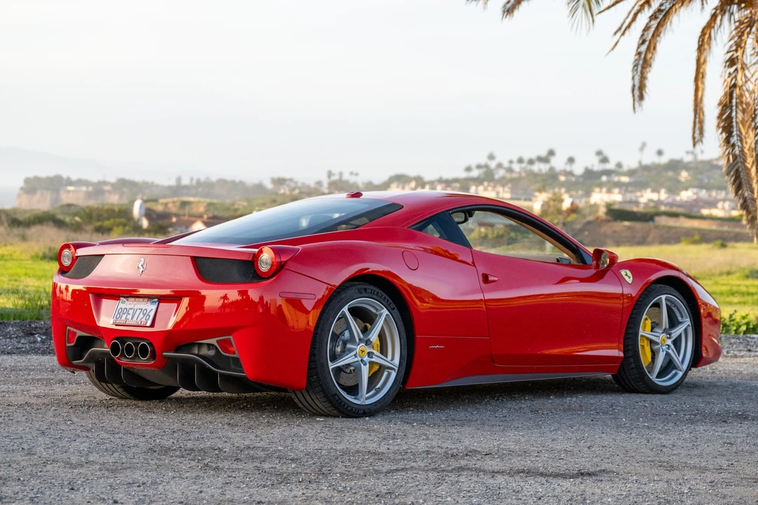 2010 Ferrari 458 Italia - Image 6 of 31