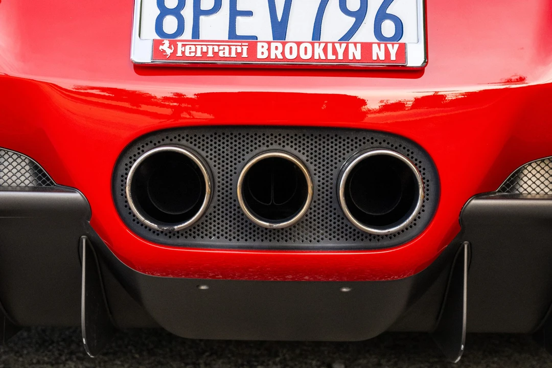 2010 Ferrari 458 Italia - Image 25 of 31