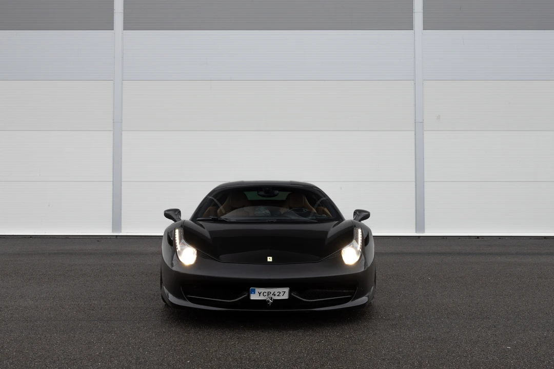 2010 Ferrari 458 Italia - Image 2 of 31