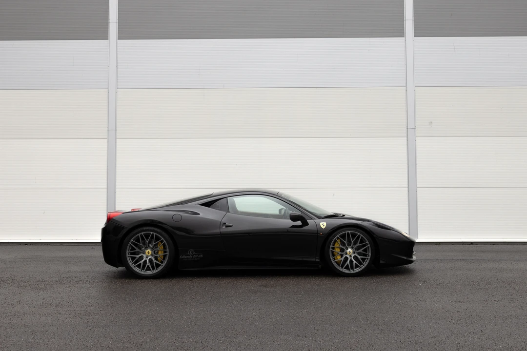 2010 Ferrari 458 Italia - Image 8 of 31