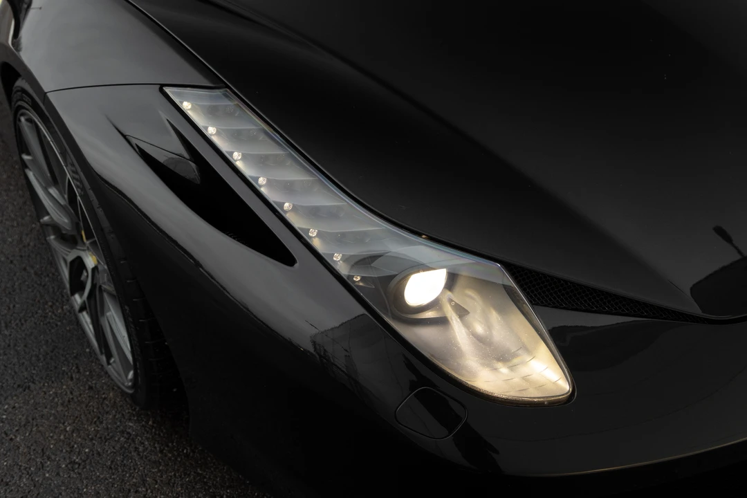 2010 Ferrari 458 Italia - Image 13 of 31