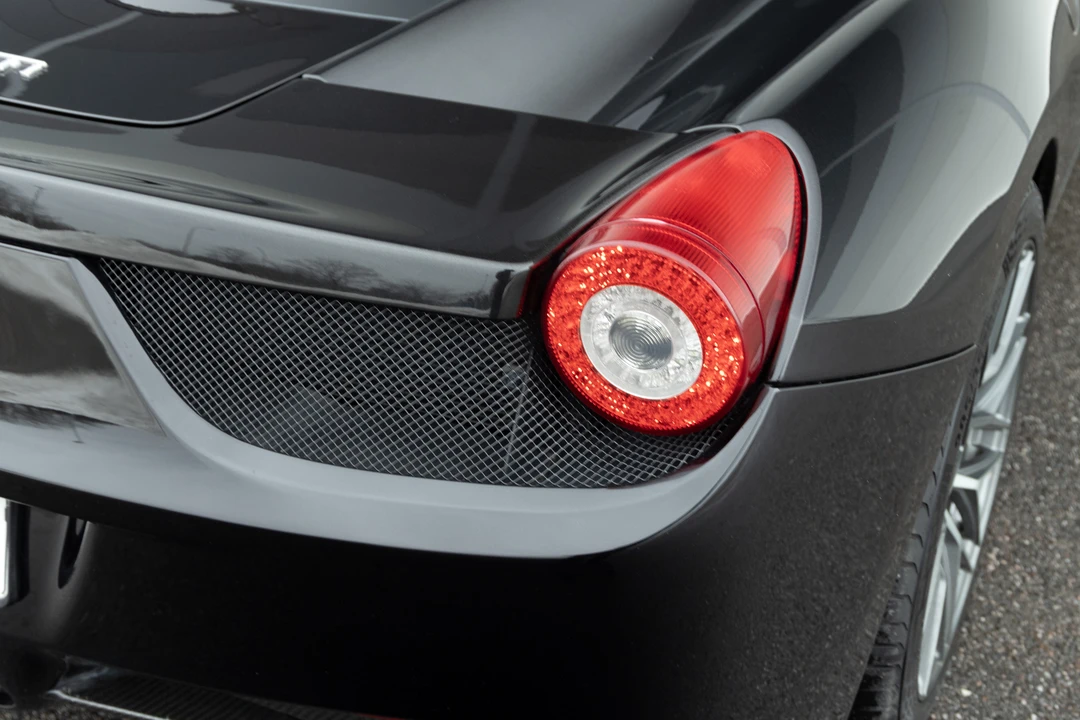 2010 Ferrari 458 Italia - Image 22 of 31