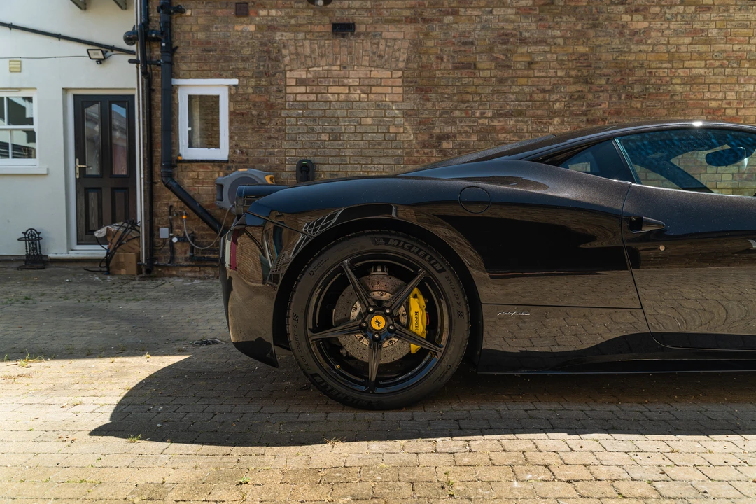 2010 Ferrari 458 Italia - Image 25 of 31