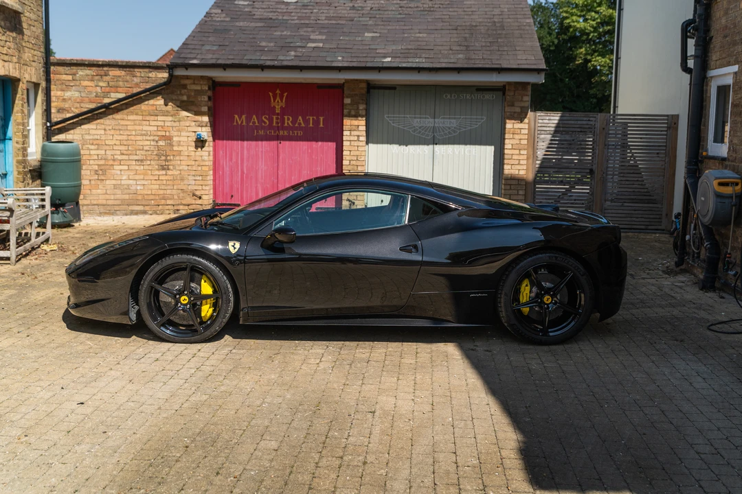 2010 Ferrari 458 Italia - Image 12 of 31