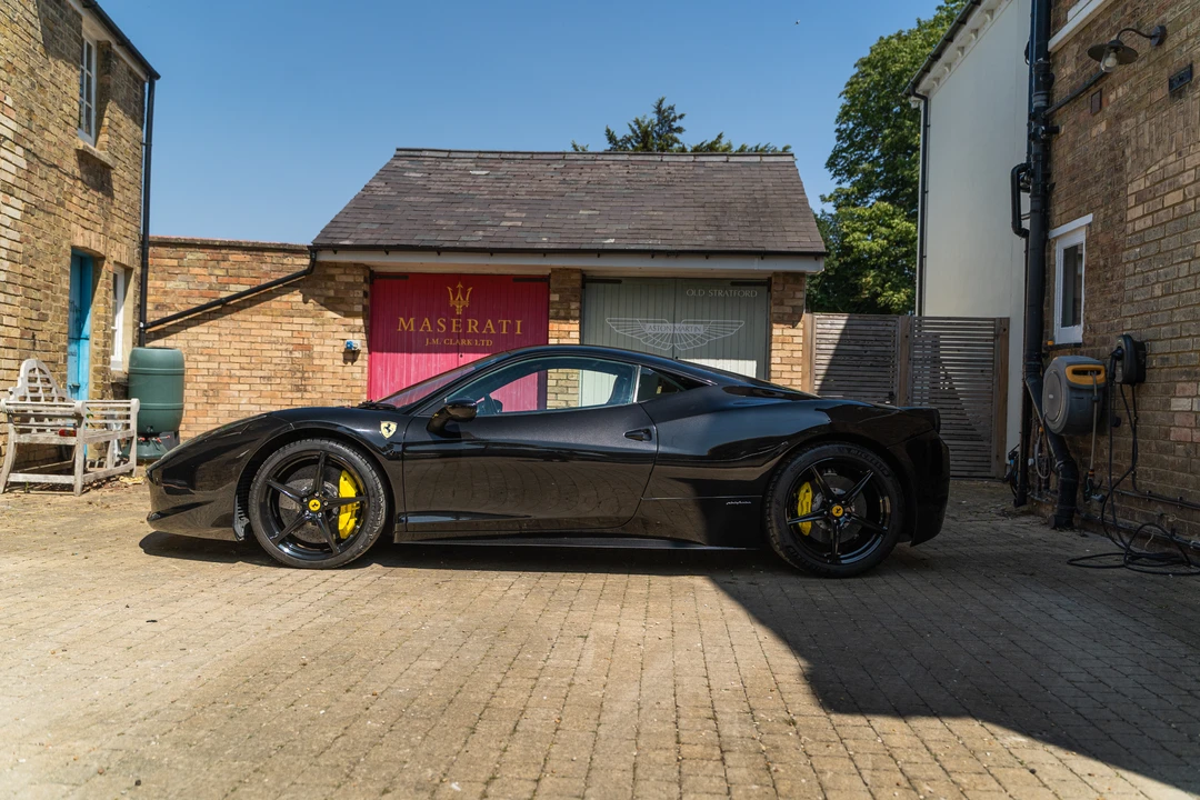 2010 Ferrari 458 Italia - Image 4 of 31