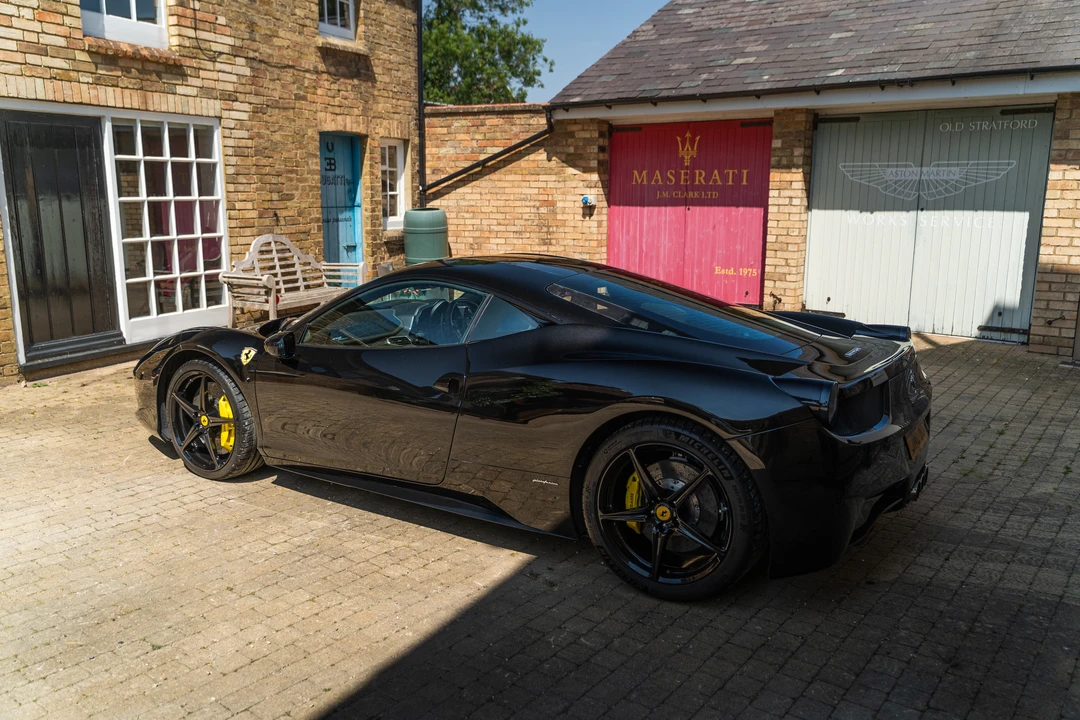 2010 Ferrari 458 Italia - Image 5 of 31