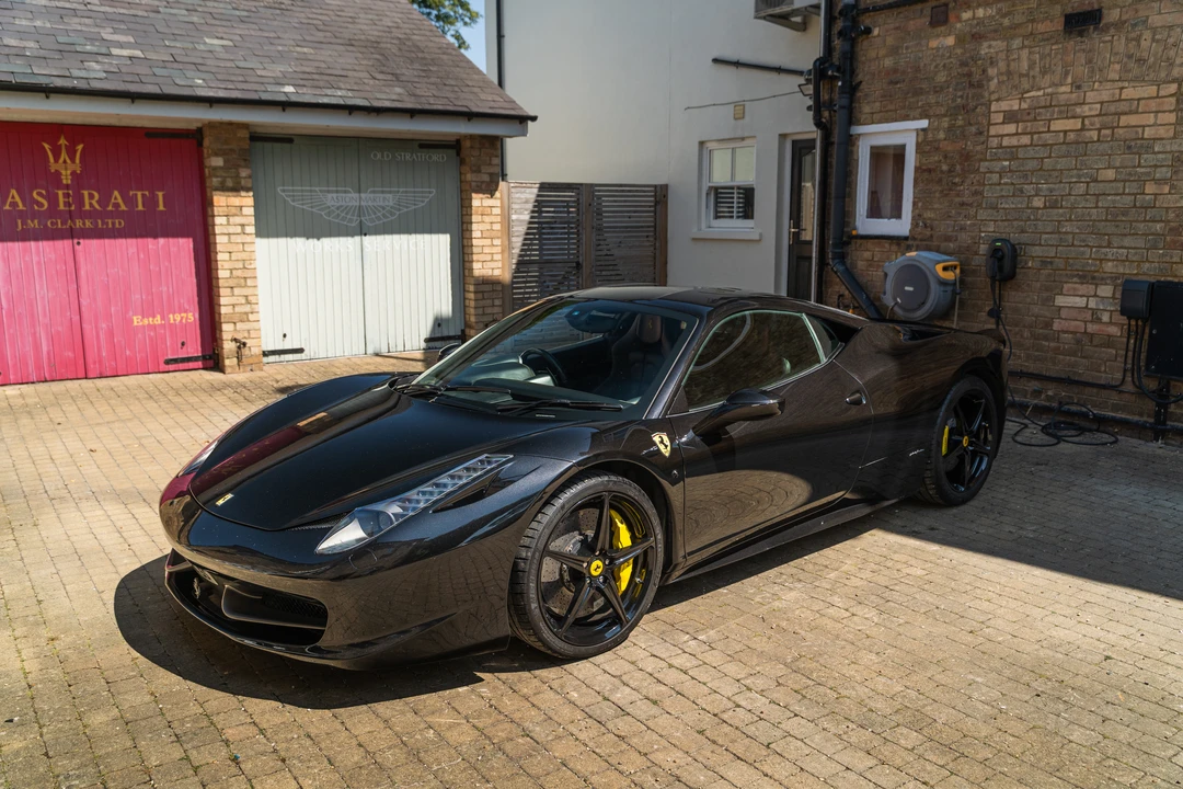 2010 Ferrari 458 Italia - Image 11 of 31